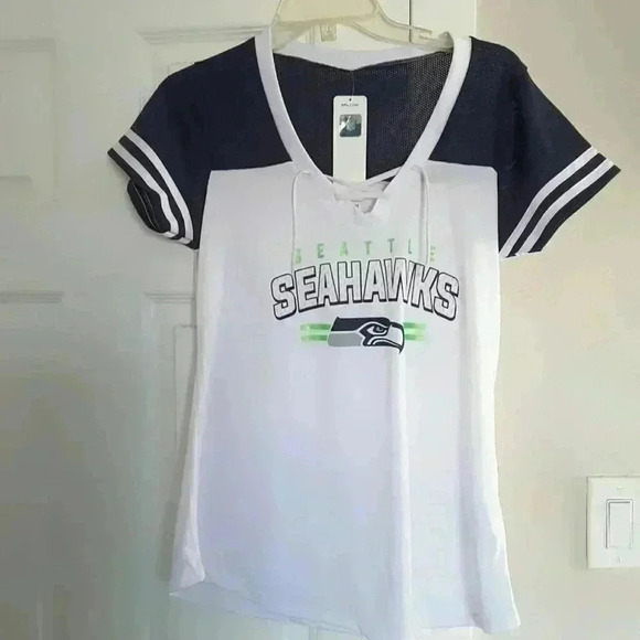 Seattle Seahawks Women's Team Apparel M - Picture 1 of 5